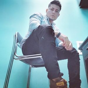 Meet your Posher, Martinez